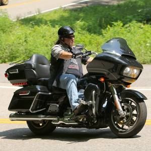 Meet your Posher, Gary